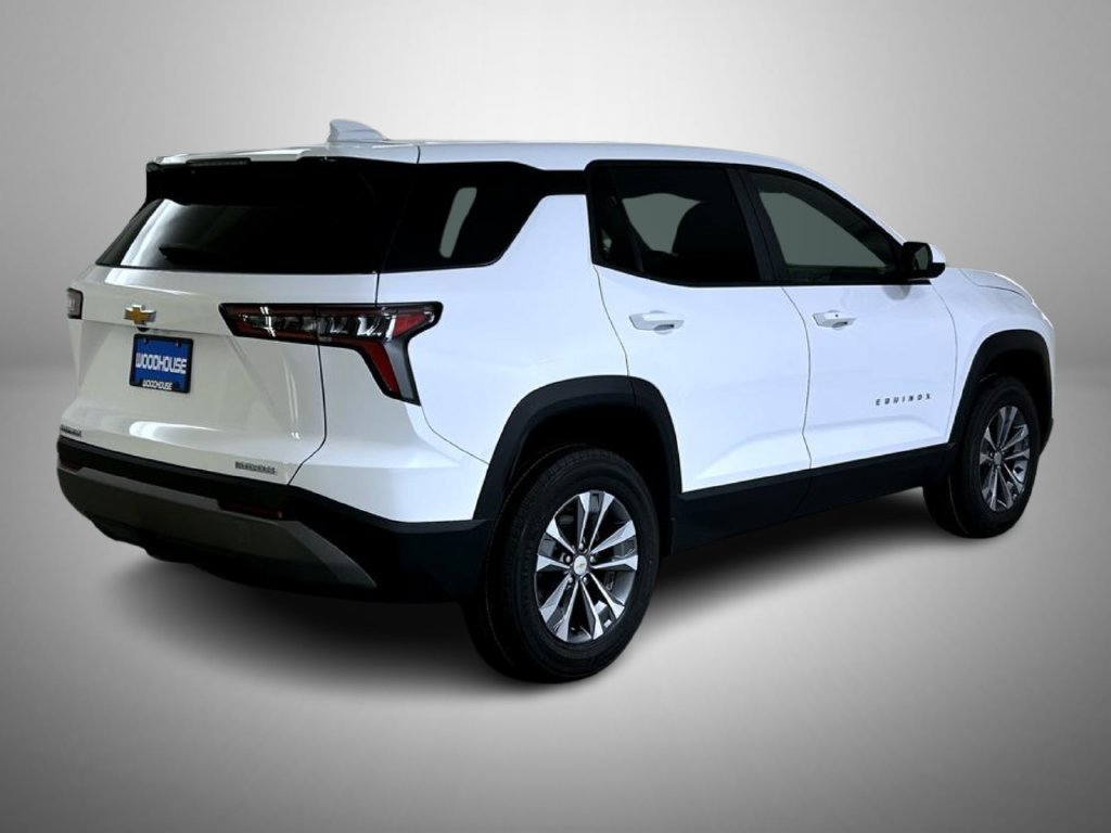 New 2027 Summit White Chevrolet LT image 5