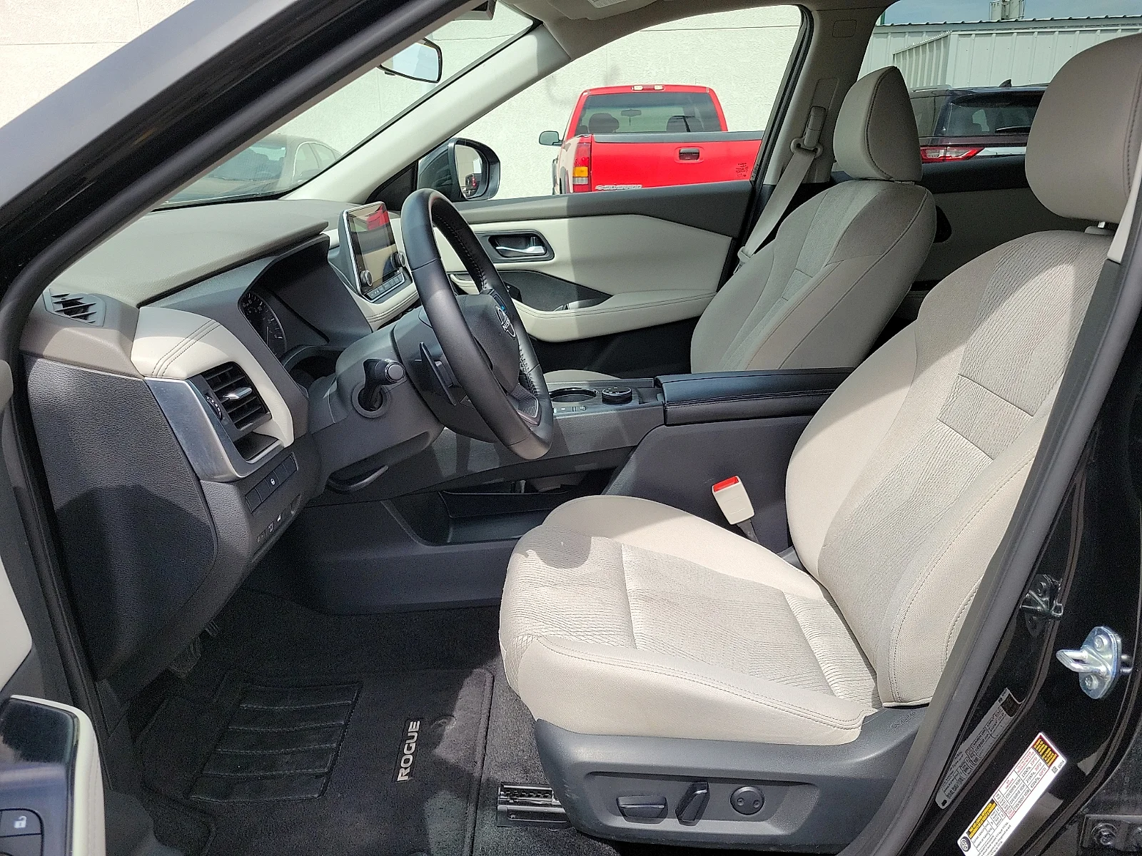 Certified Used 2025 Super Black Nissan SV Intelligent AWD image 19