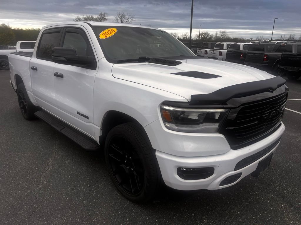 2024 RAM 1500 Laramie 4x4 Crew Cab 5'7's photo