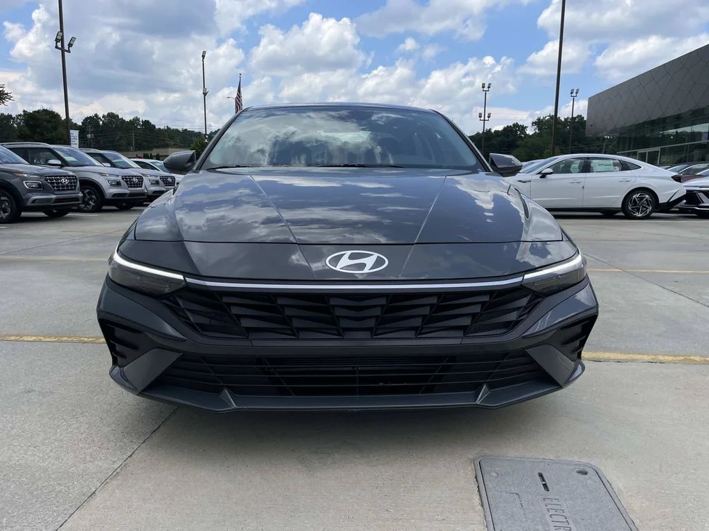 New 2026 Gray Hyundai SE image 8