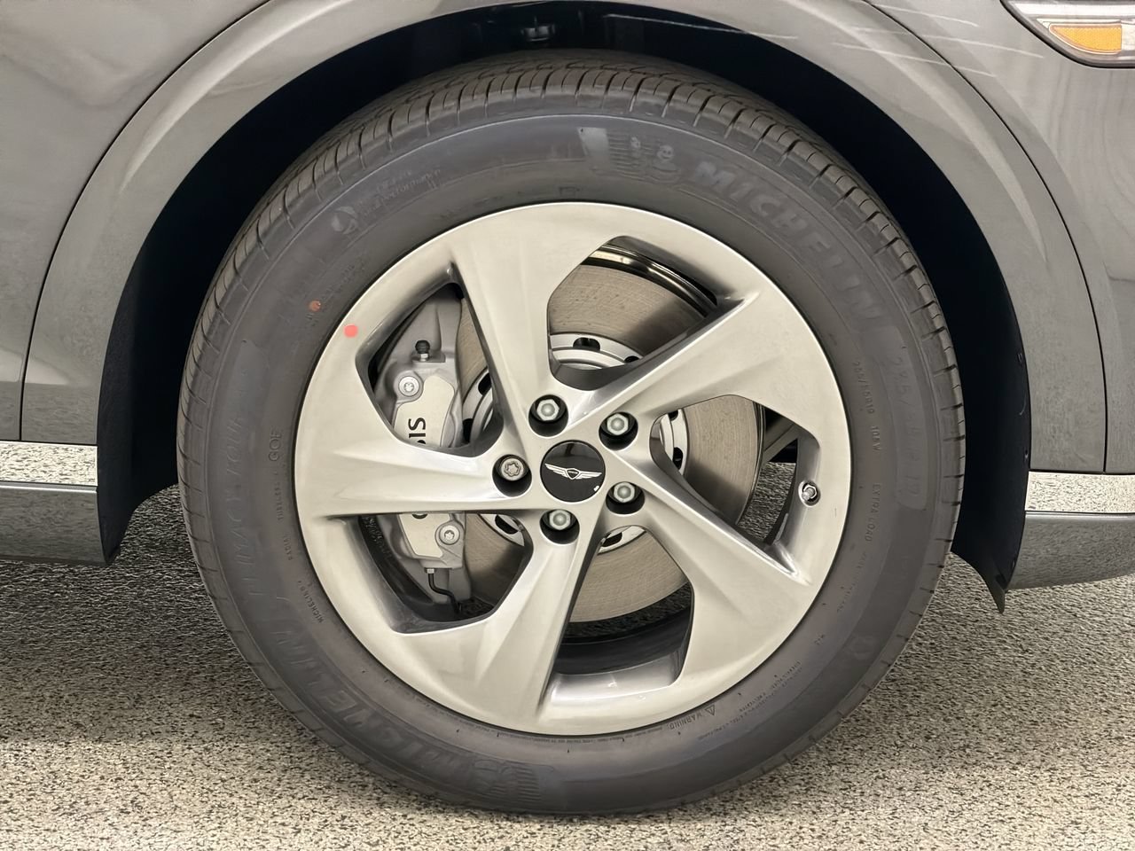 New 2027 Makalu Gray Genesis 2.5T image 10