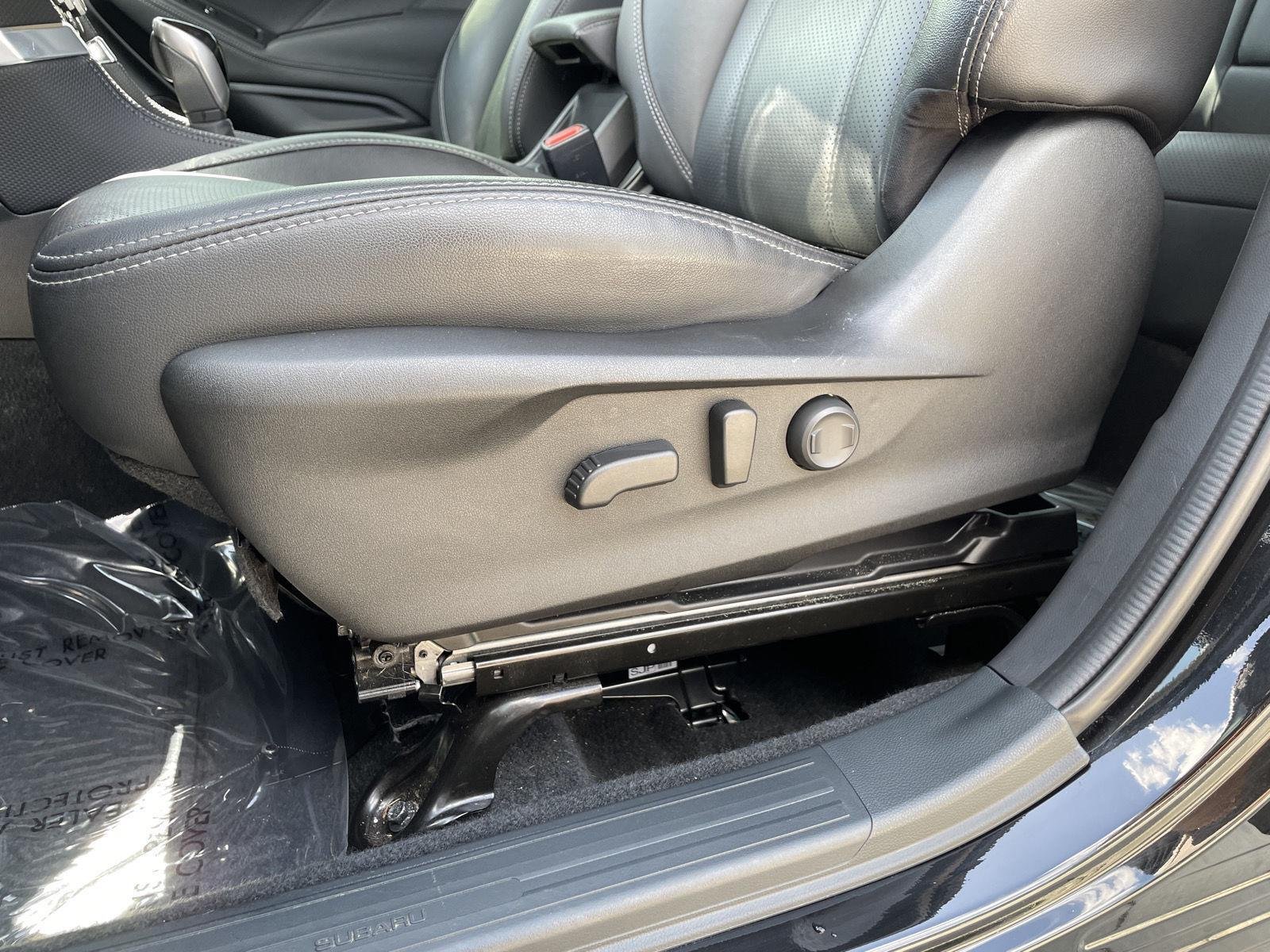 Used 2022 Crystal Black Silica Subaru Touring image 21