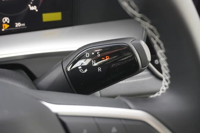 New 2026 Platinum Gray Metallic Volkswagen SE image 28