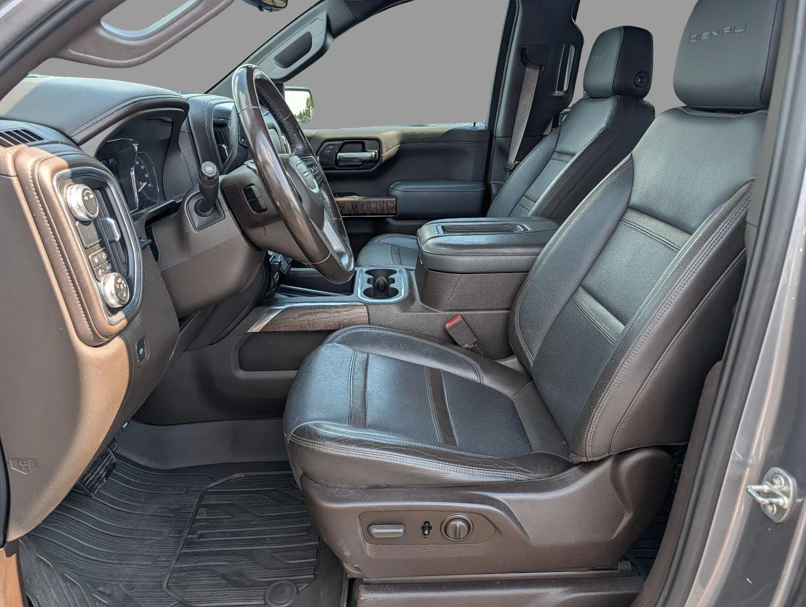 Used 2021 SATIN STEEL METALLIC GMC Denali image 10