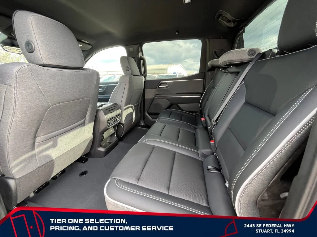 New 2026 Onyx Black GMC Elevation Extended Range image 12