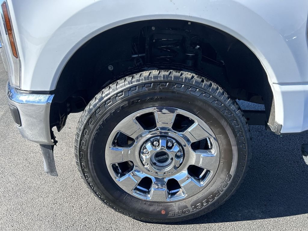 Used 2024 White Ford Lariat image 16