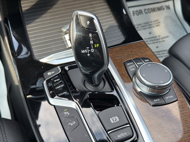 Used 2020 Alpine White BMW M40i image 15