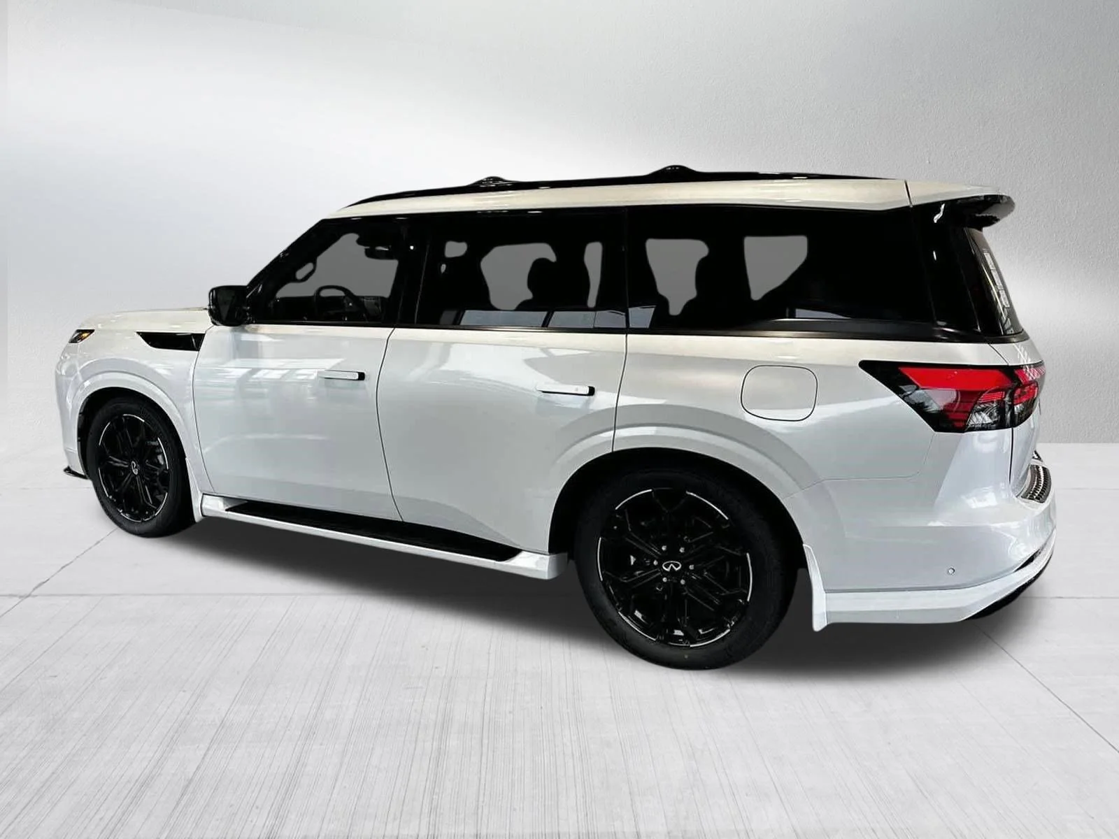 New 2026 RADIANT WHITE INFINITI Sport 4WD image 3