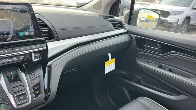 2026 Honda Odyssey Touring - Photo 18