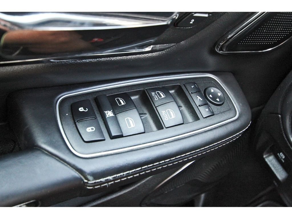Used 2022 Black Ram Limited image 18