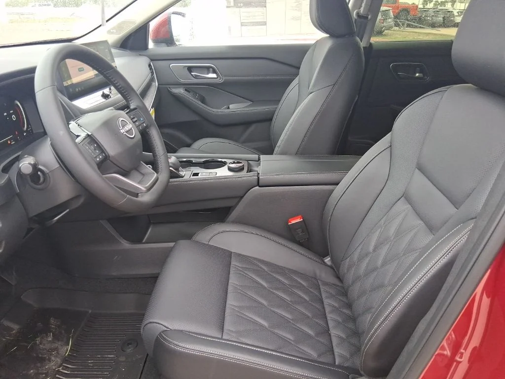 New 2026 Scarlet Ember Tintcoat Nissan Platinum image 24