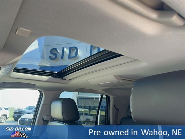 Used 2019 BLACK Chevrolet LT image 10