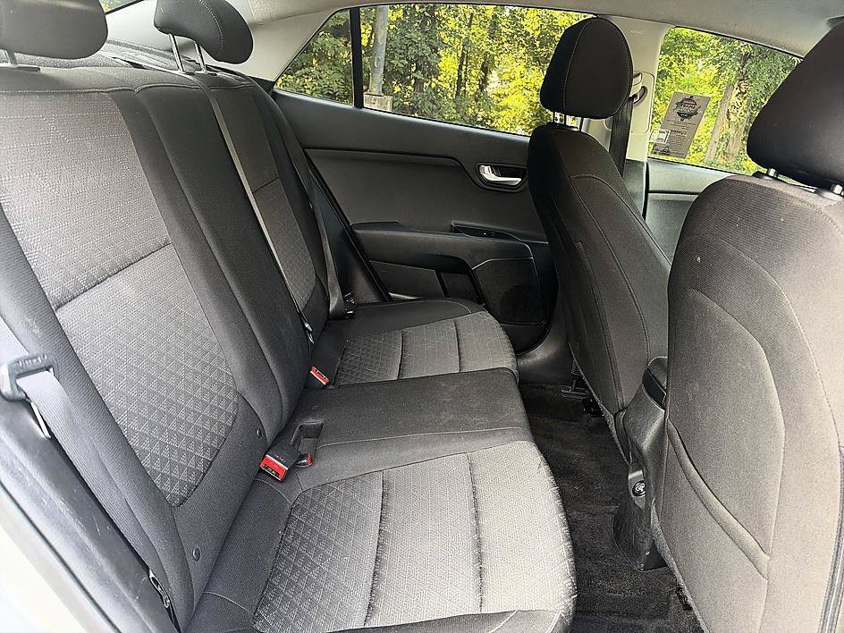 Used 2021 Silky Silver Kia S image 20
