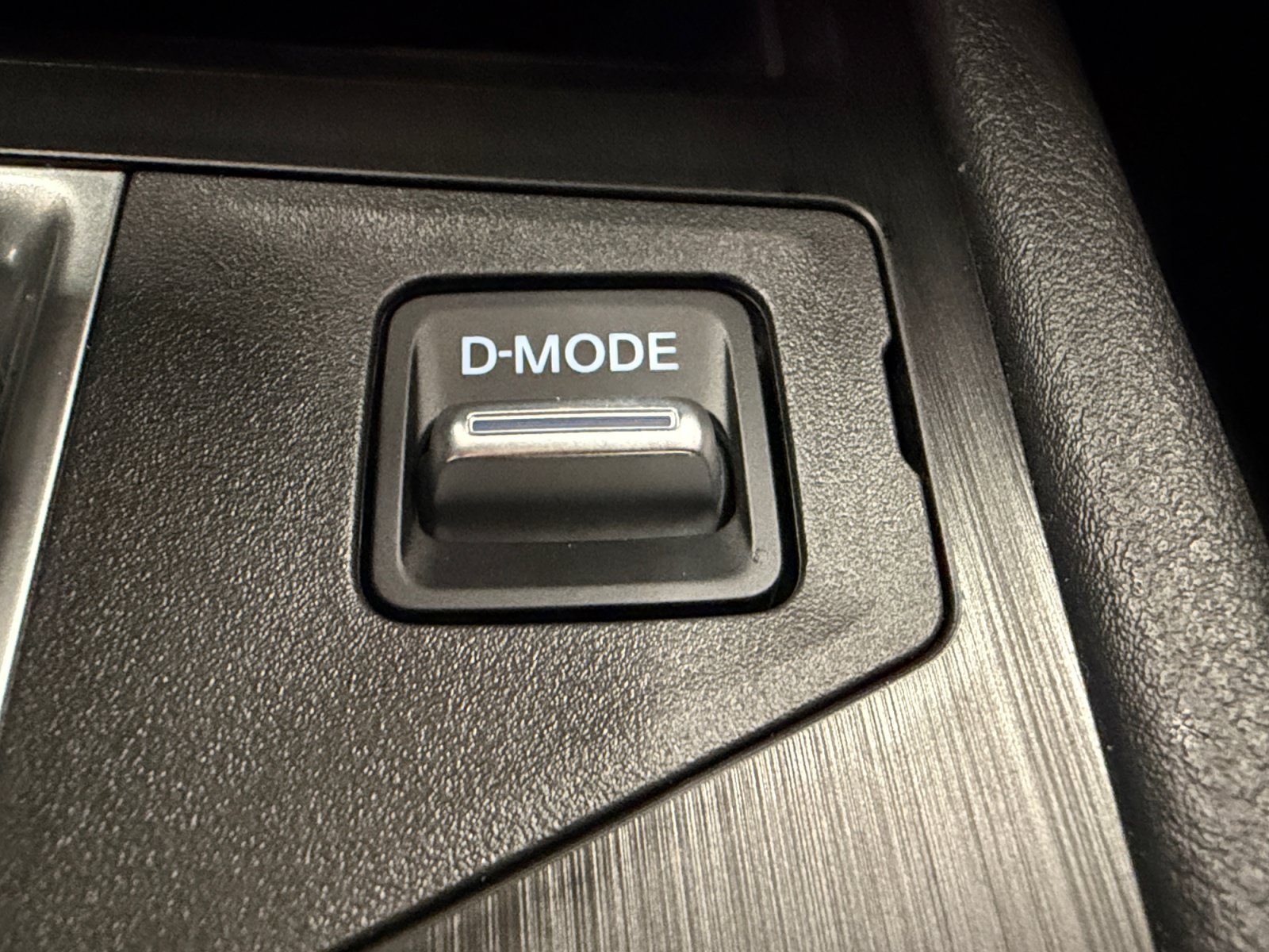 Used 2025 Gun Metallic Nissan SV image 37