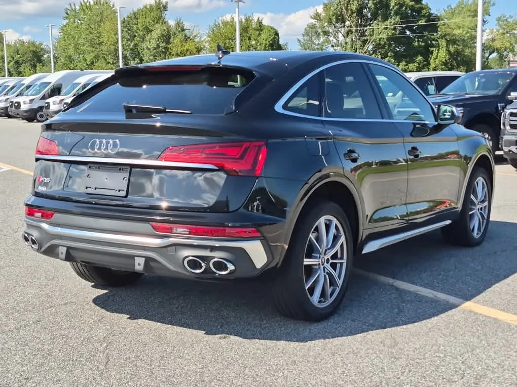 Used 2022 Mythos Black Metallic Audi Premium Plus image 3