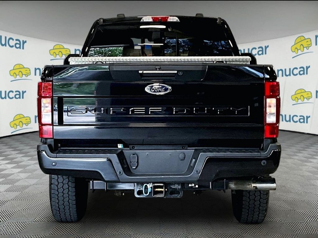 Used 2022 Black Ford Lariat image 5