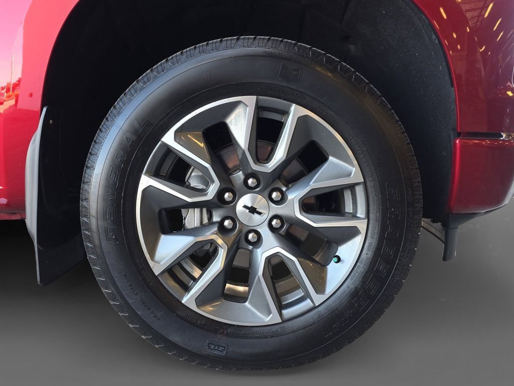 Used 2023 Radiant Red Tintcoat Chevrolet RST image 15