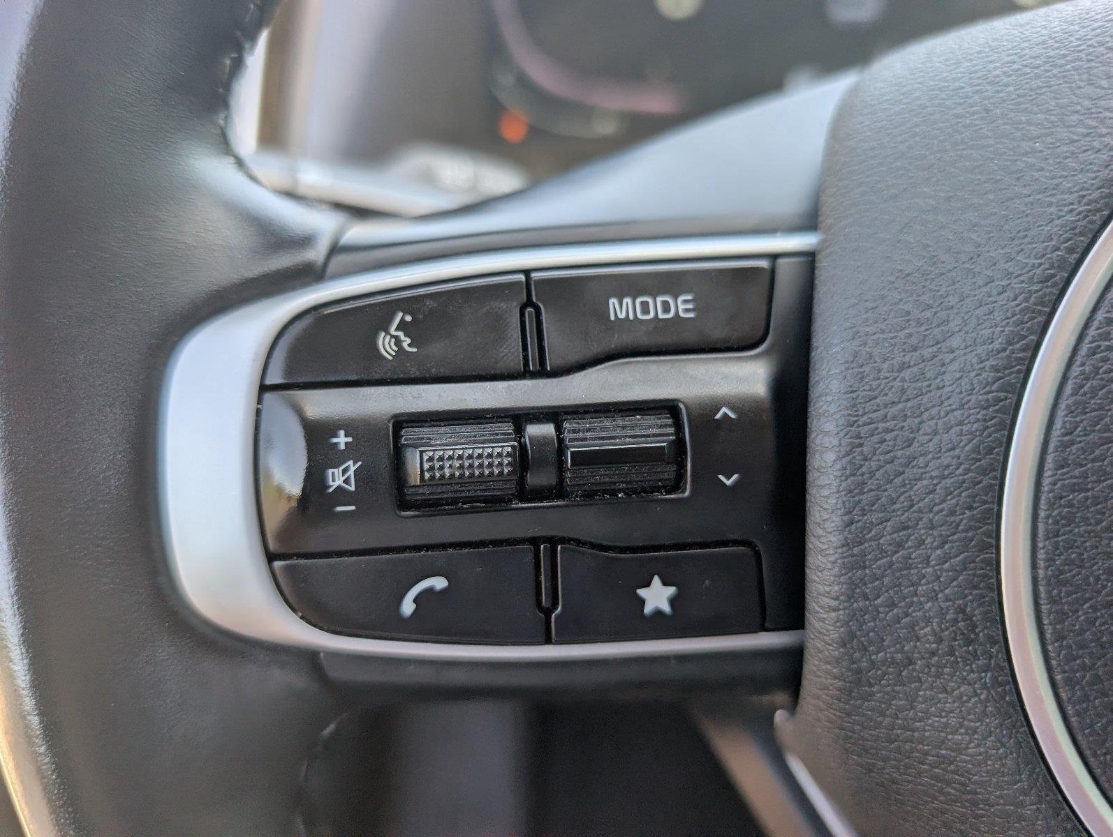 Used 2023 Ebony Black Kia EX image 27