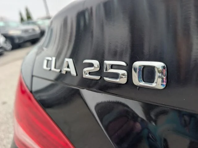 Used 2014 Purple Mercedes-Benz CLA 250 image 27