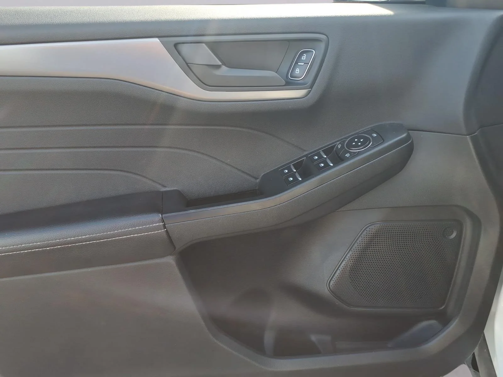 Used 2023 Oxford White Ford Active image 14