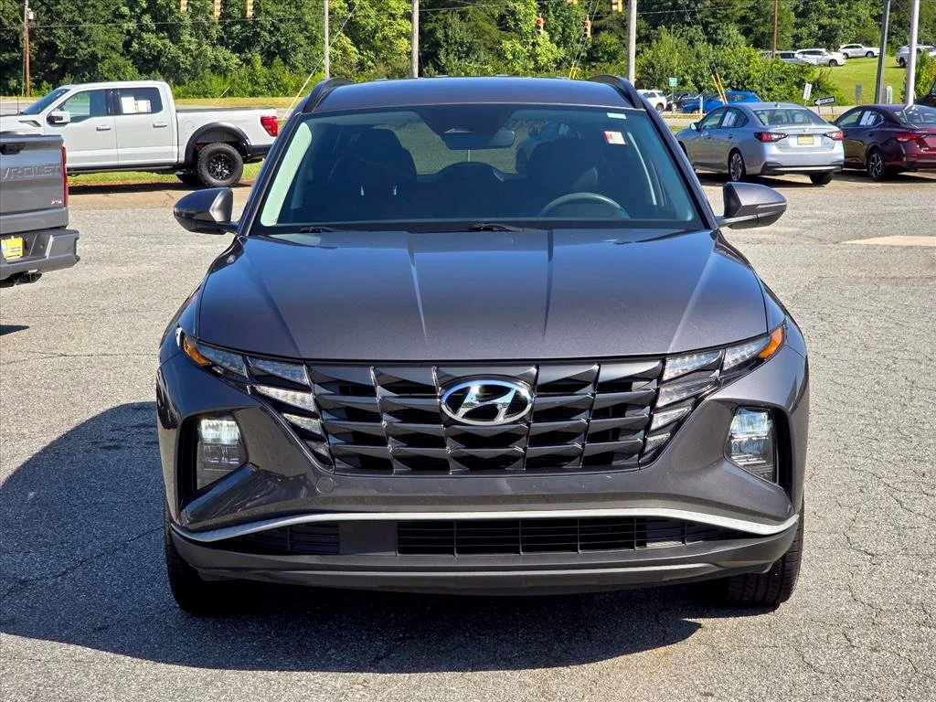 Used 2023 Gray Hyundai SEL image 3
