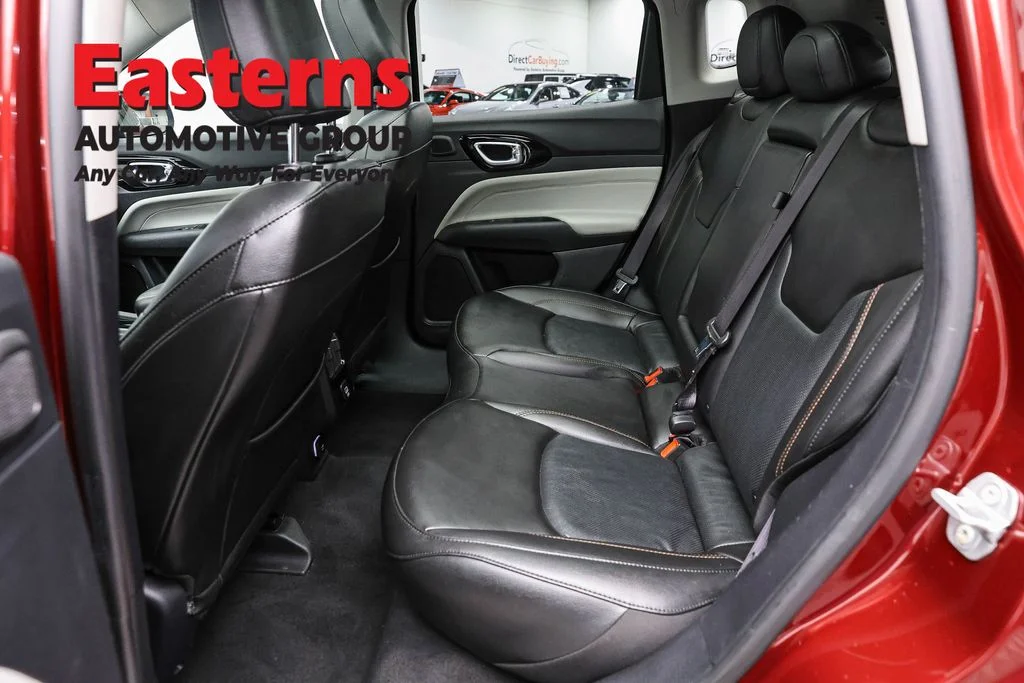 Used 2022 Red Jeep Limited image 83