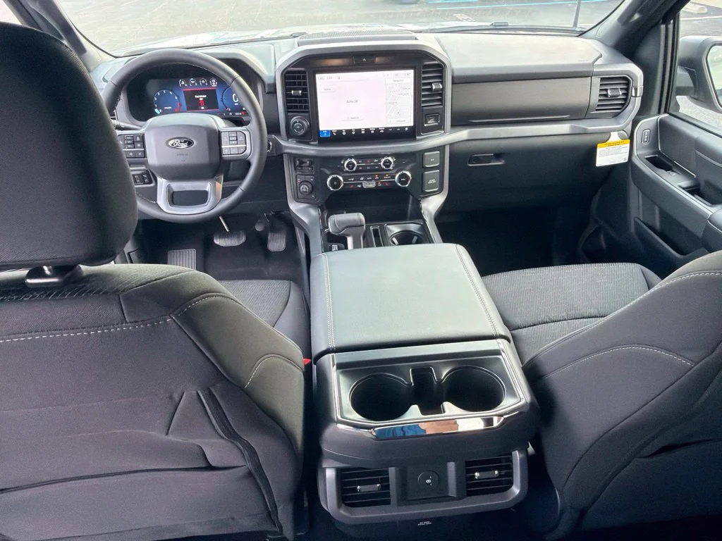 New 2026 Avalanche Ford XLT image 13