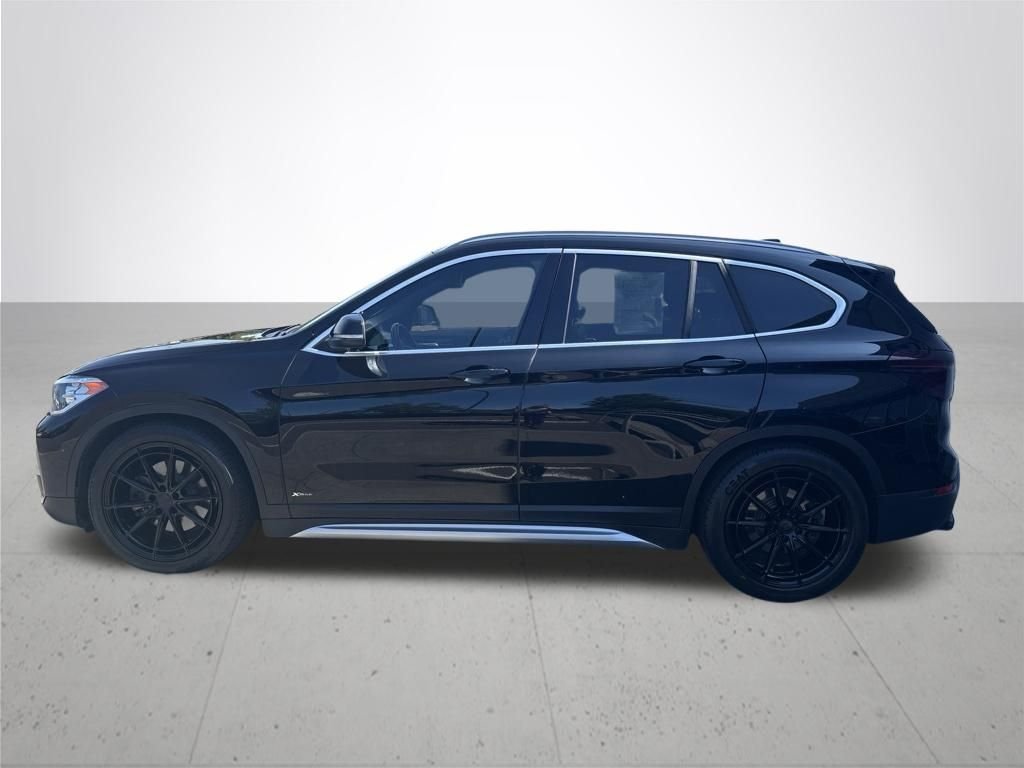 Used 2018 Jet Black BMW xDrive28i image 10
