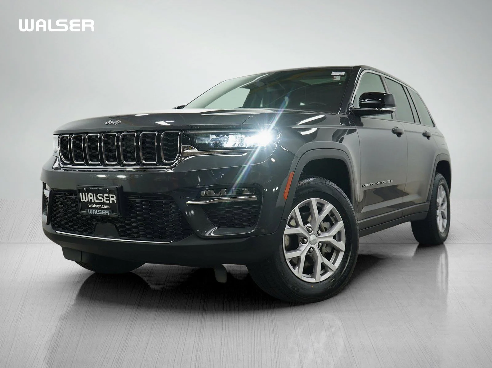 2022 Jeep Grand Cherokee Limited 4x4's photo