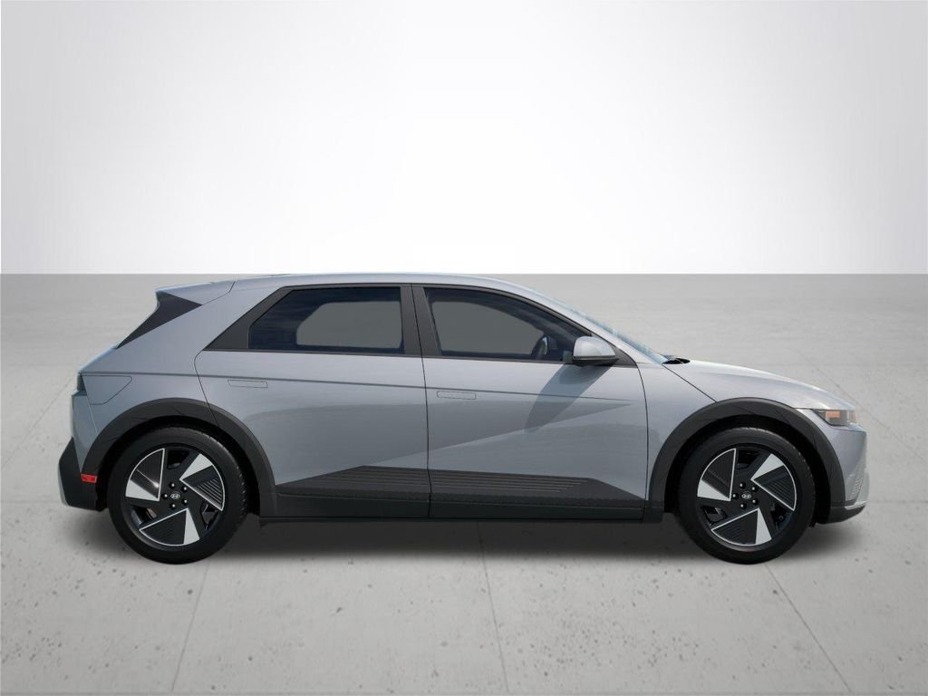 New 2026 Cyber Gray Hyundai SEL image 7