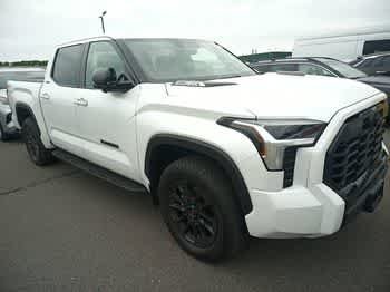 Used 2024 Wind Chill Pearl Toyota Limited Hybrid image 3