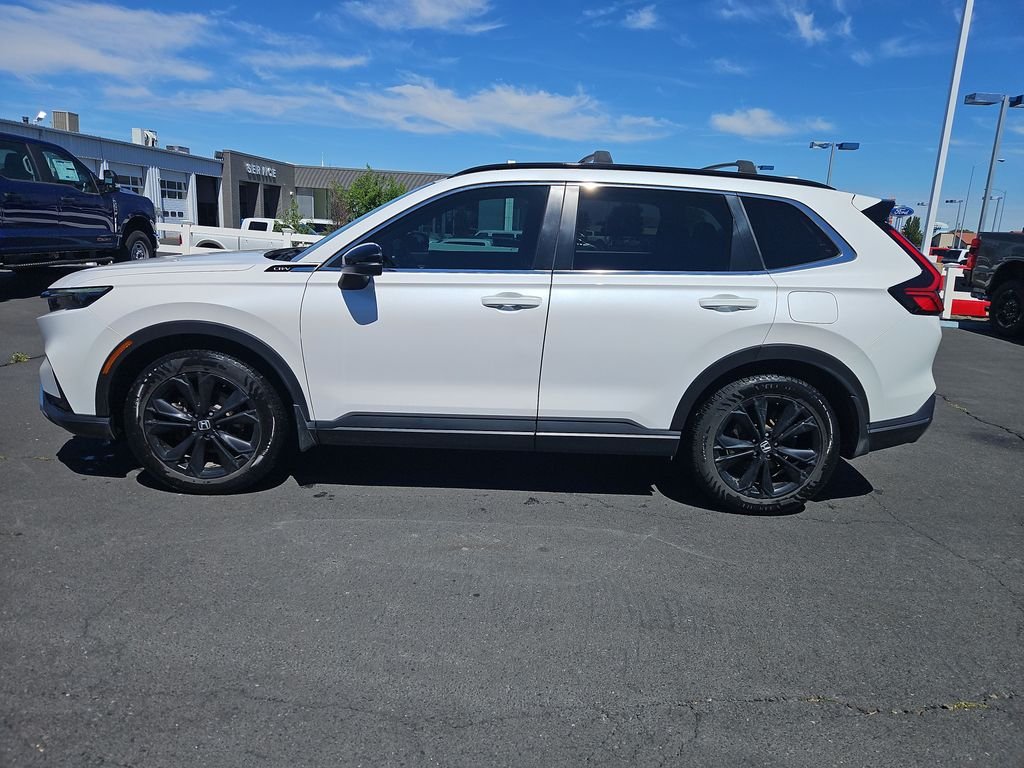Used 2023 White Honda Sport Touring image 2