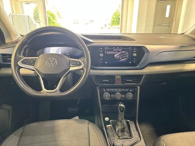 Used 2024  Volkswagen 1.5T SE image 17