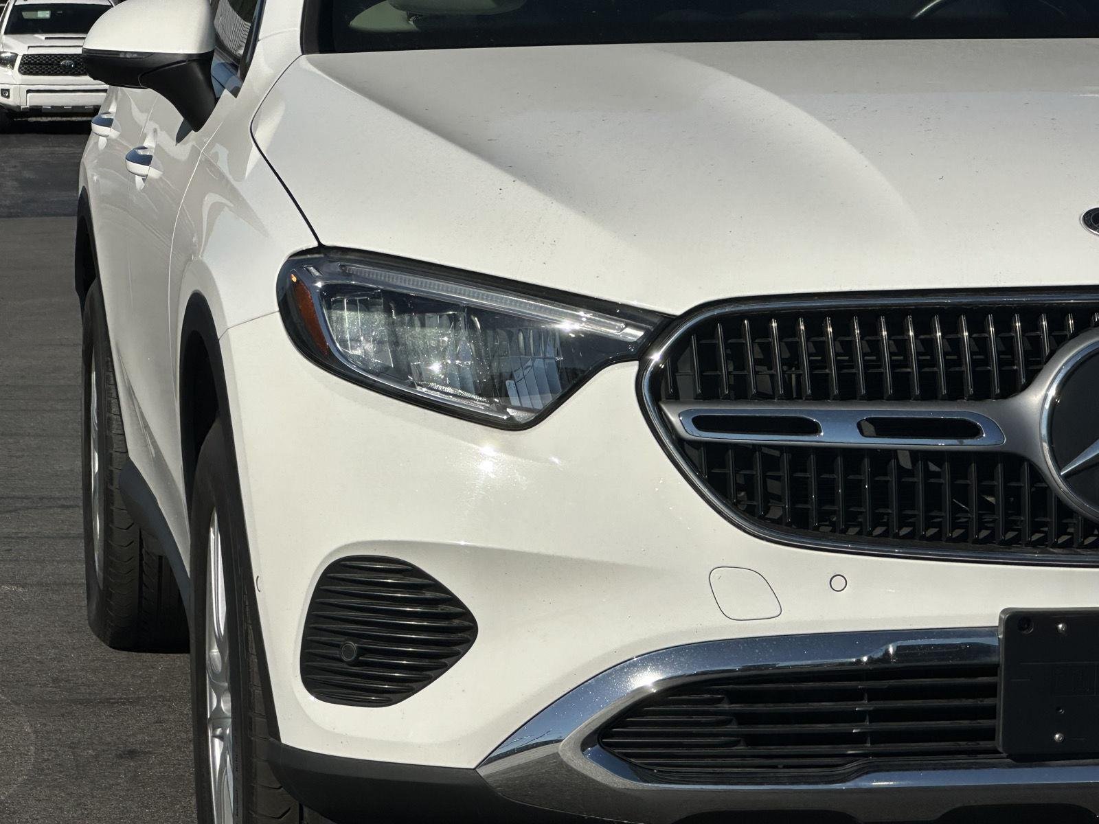 Used 2023 Polar White Mercedes-Benz GLC 300 image 48