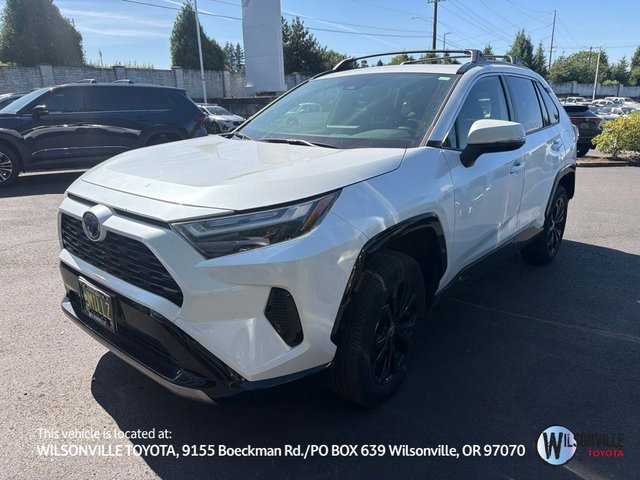 2024 Toyota RAV4 Hybrid SE
