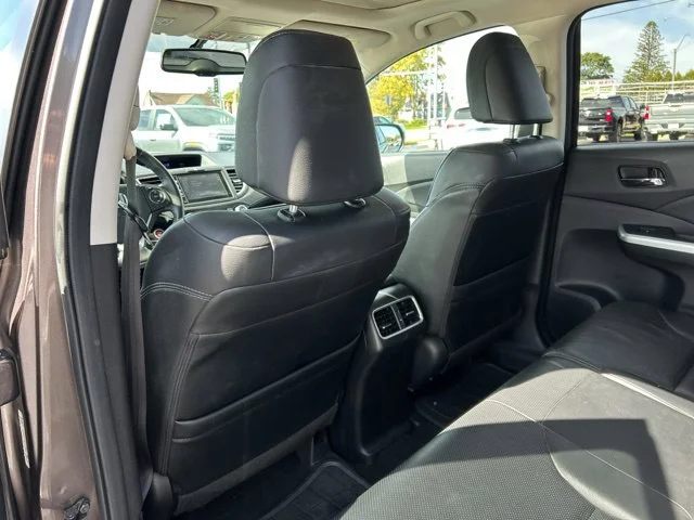 Used 2016 Alabaster Silver Metallic Honda EX-L image 17