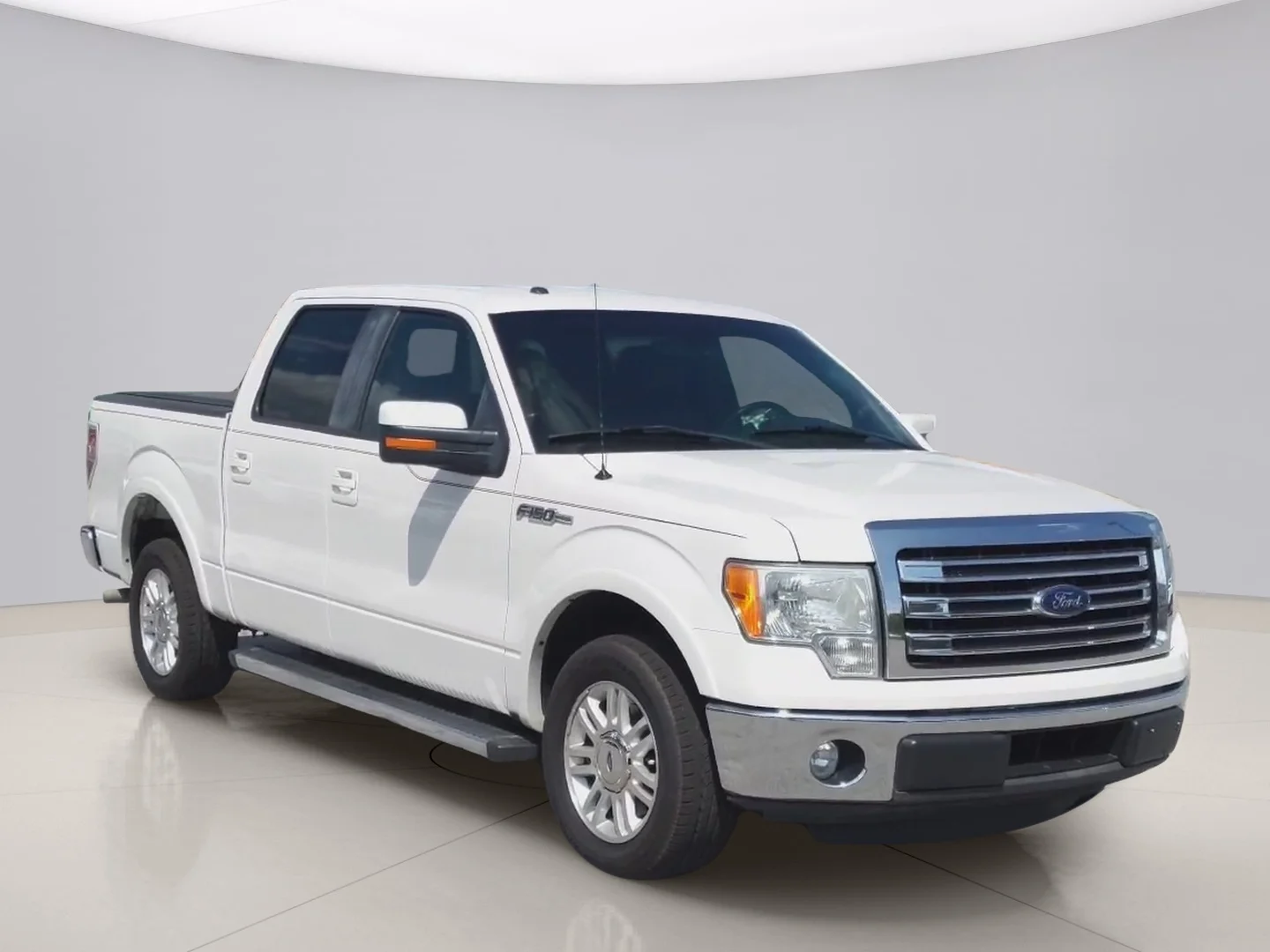 Used 2014 White Ford LARIAT image 7