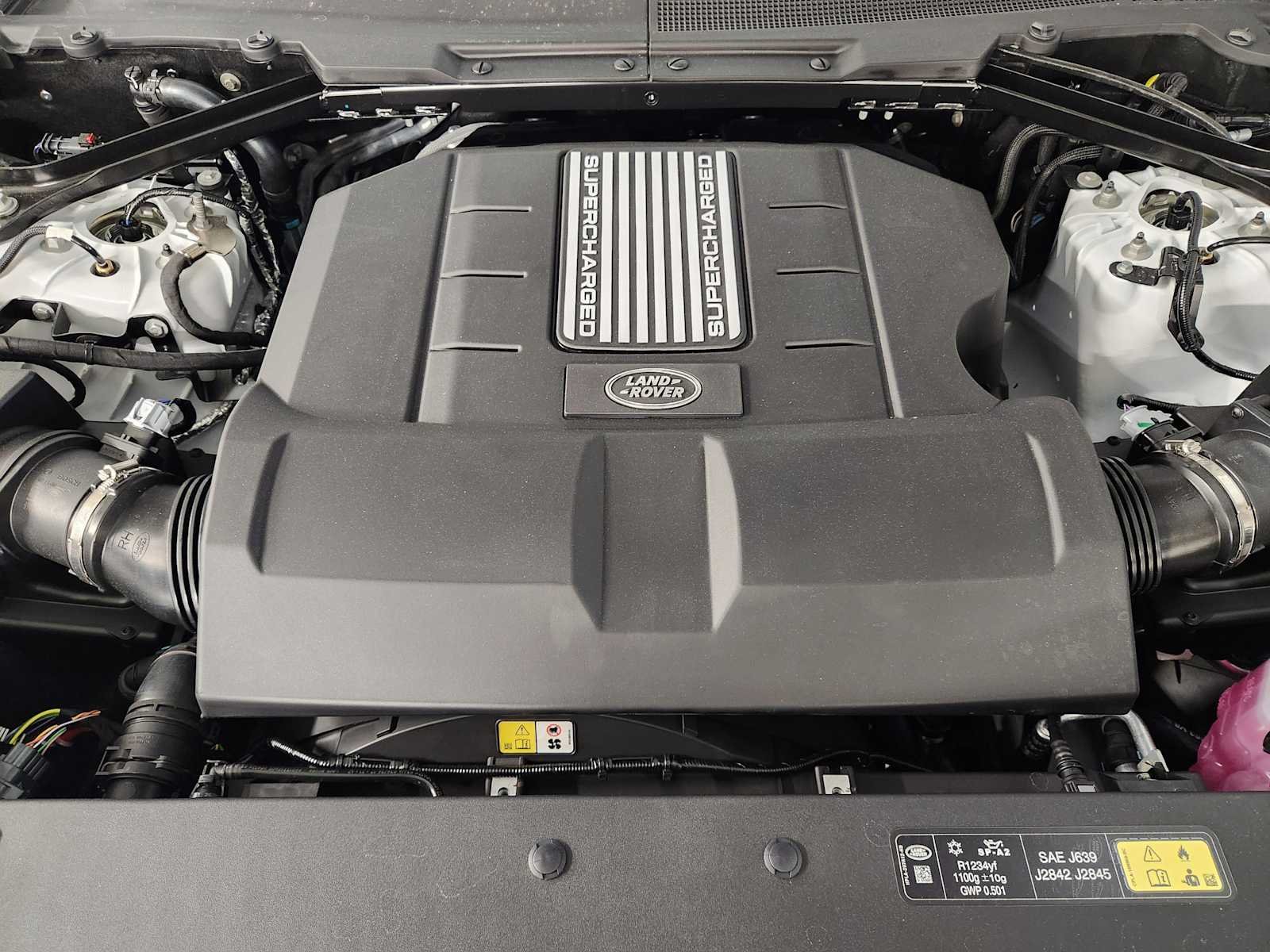 New 2026 Fuji White Land Rover V8 image 33