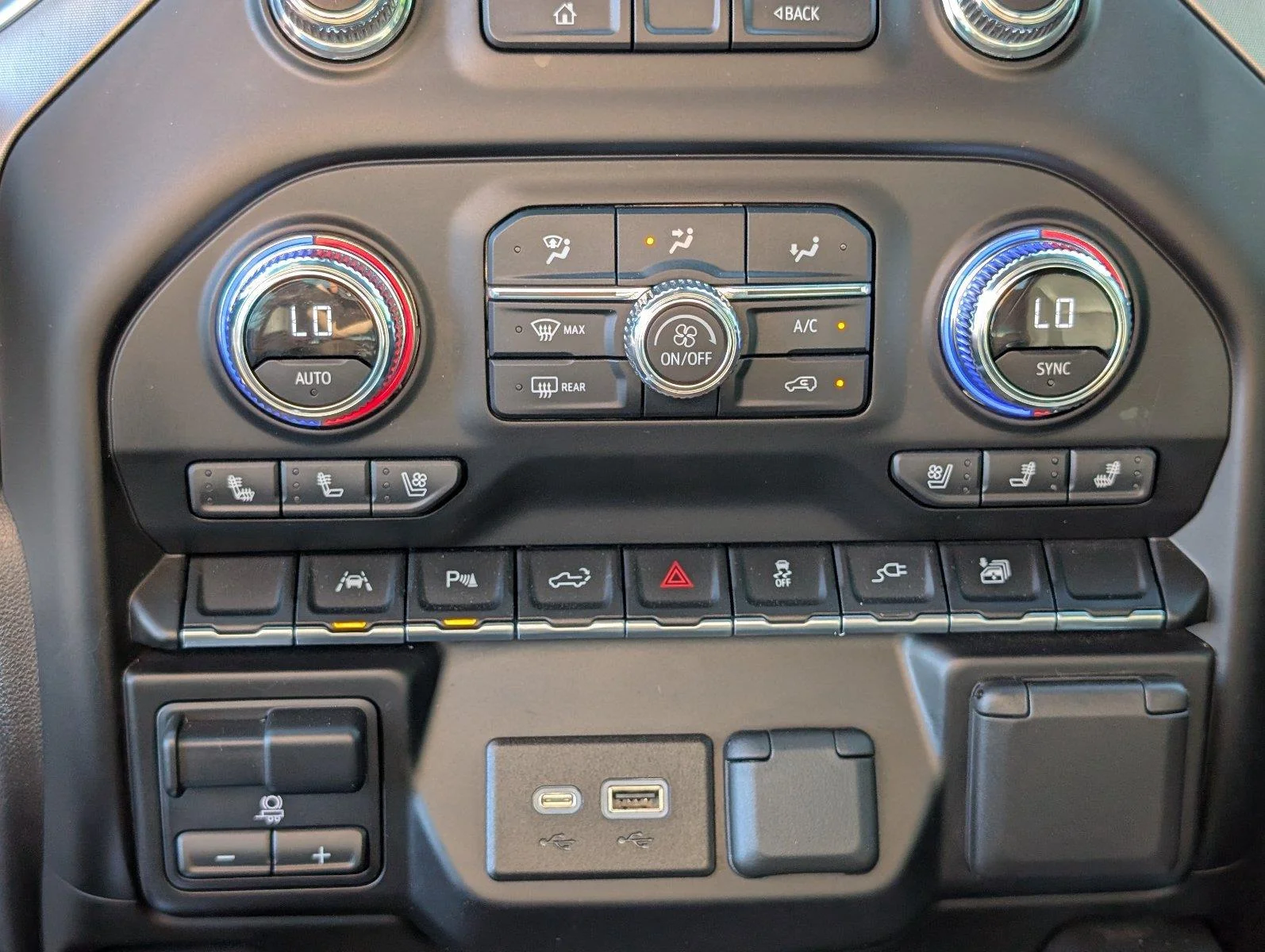 Used 2022 Summit White GMC SLT image 24