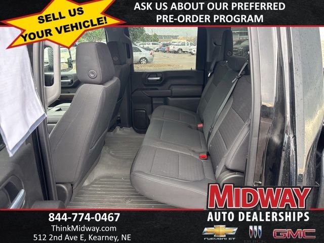 Used 2021 Black Chevrolet LT image 4