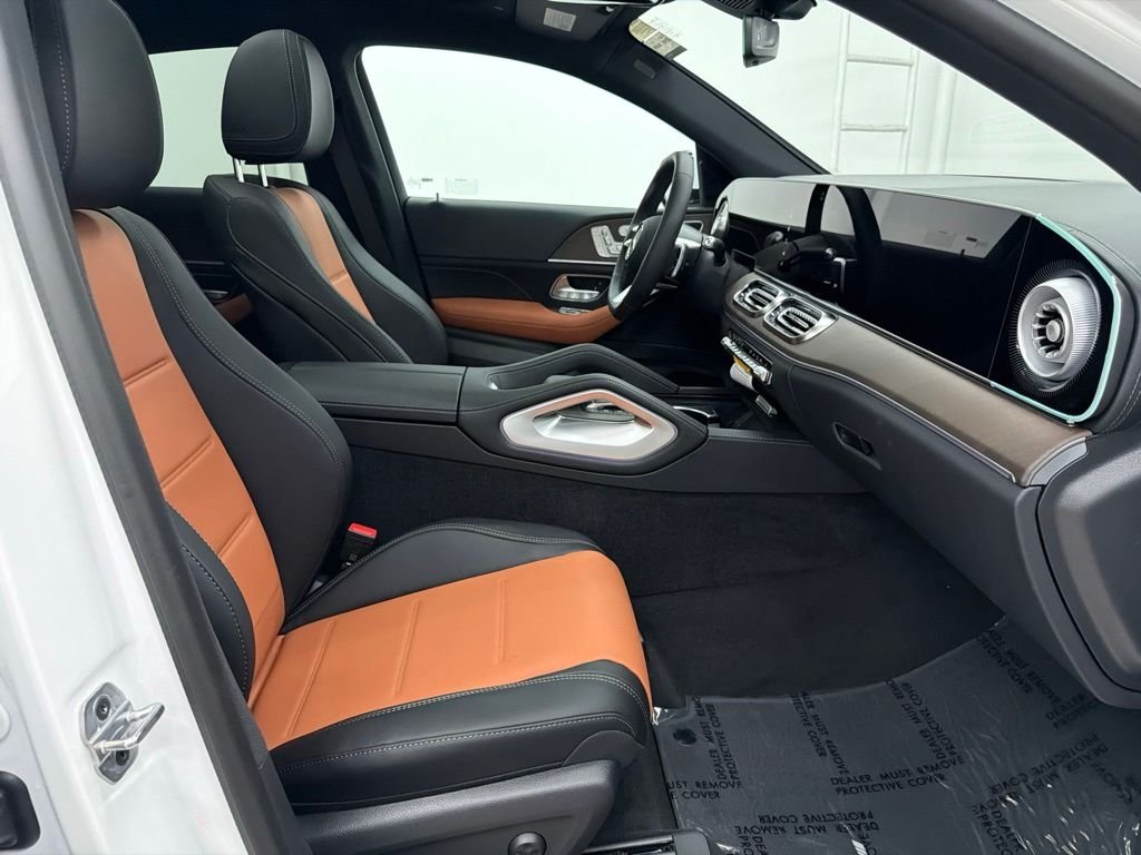 New 2027 MANUFAKTUR Moonlight White Metallic Mercedes-Benz GLE 450 Coupe image 28