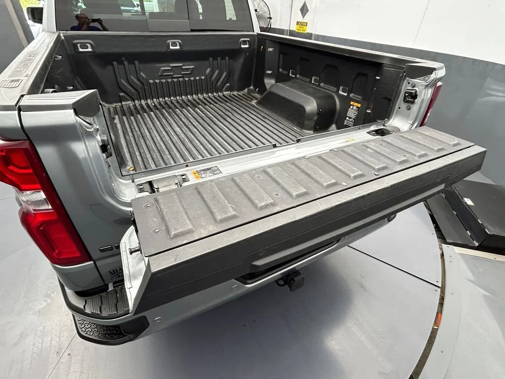 2025 Chevrolet Silverado 1500 LTZ - Photo 49