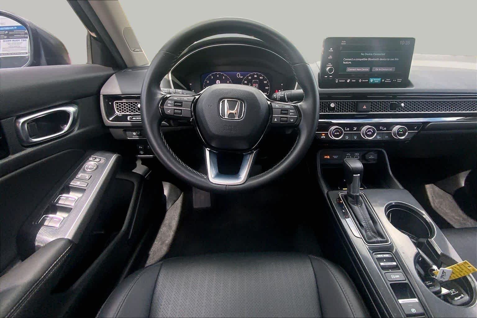 Used 2024 Crystal Black Pearl Honda Touring image 6
