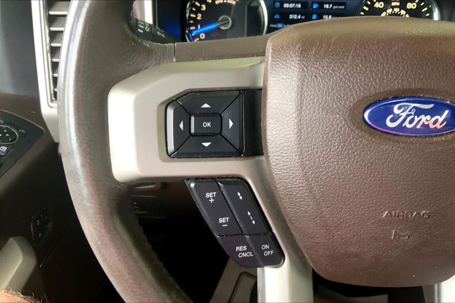 Used 2015 Tuxedo Black Metallic/Caribou Metallic Ford King Ranch image 24