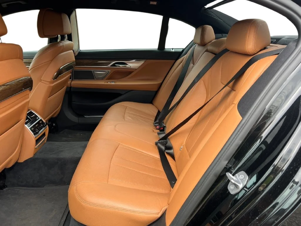 Used 2017 Black BMW 740i xDrive image 7
