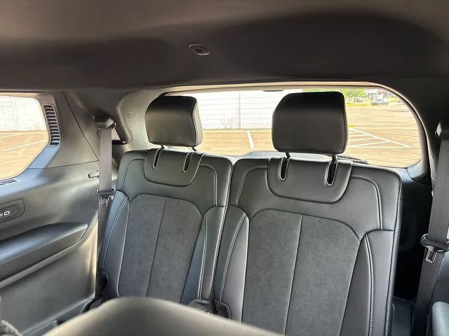 New 2026 Bright White Clear-Coat Exterior Paint Jeep Altitude image 4
