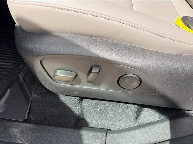 New 2026 White GMC Elevation image 14