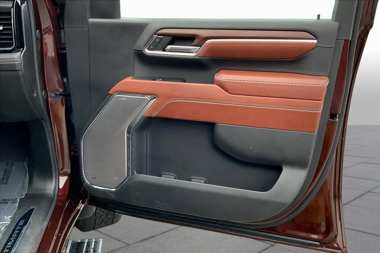 Used 2024 Redwood Metallic GMC Denali Ultimate image 22