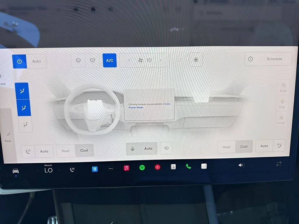 Used 2022  Tesla Base image 20