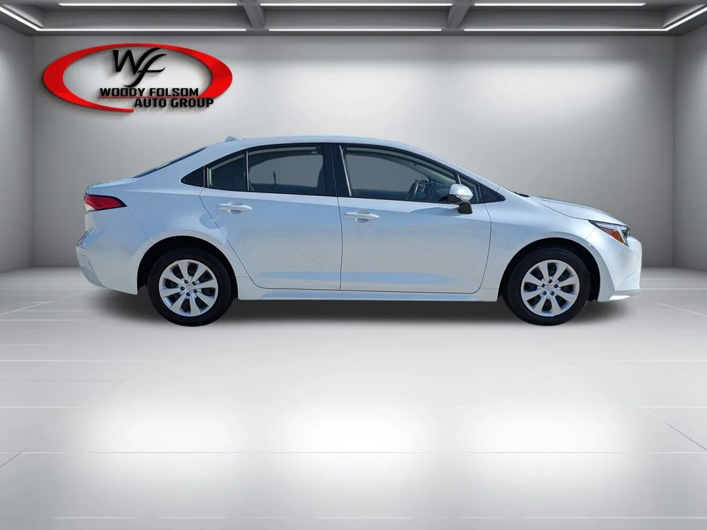 Used 2025 Beige Toyota LE image 3